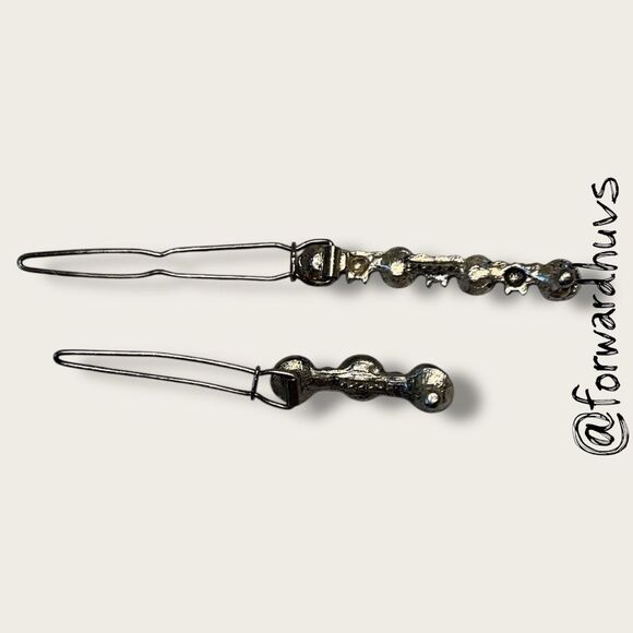 Bundle Sale 3 for $15 | Set of 2 Silver-Tone Barrettes - Picture 4 of 7
